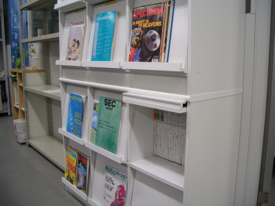 雑誌・学会誌用本棚